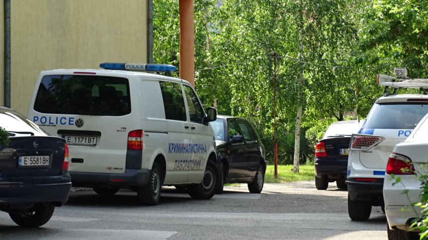 Полиция и прокуратура влязоха в Белодробната болница в Благоевград