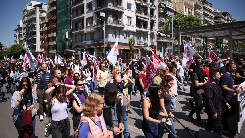 Радикални промени на пазара на труда в Гърция: 13-часов работен ден и промени в летния отпуск