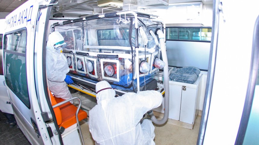 Под 900 заразени с коронавирус, 835 души са в болници (ОБНОВЕНА)