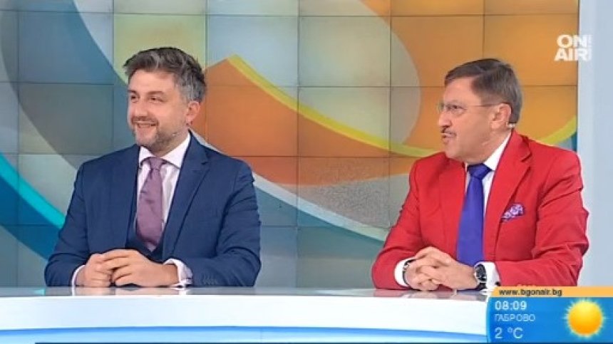 Радев влиза с летящ старт в битката, проф. Герджиков бил странен и изненадващ избор