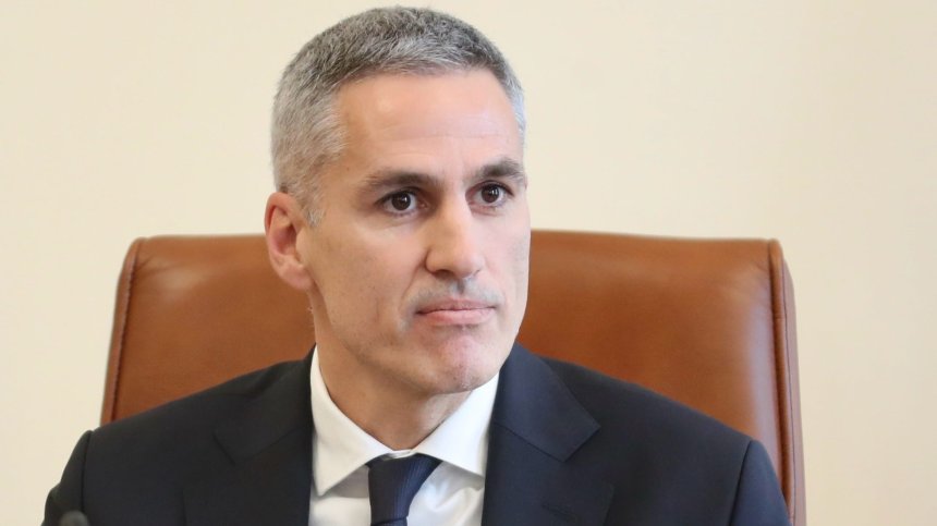 Гюров: Примирието между САЩ и Иран ще доведе до успокояване на цените