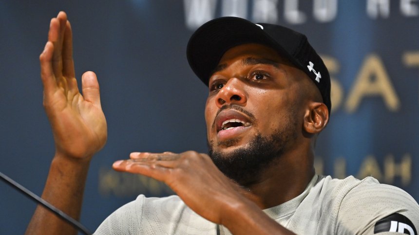 Антъни Джошуа преди мача с Валин: Ако загубя, спирам с бокса