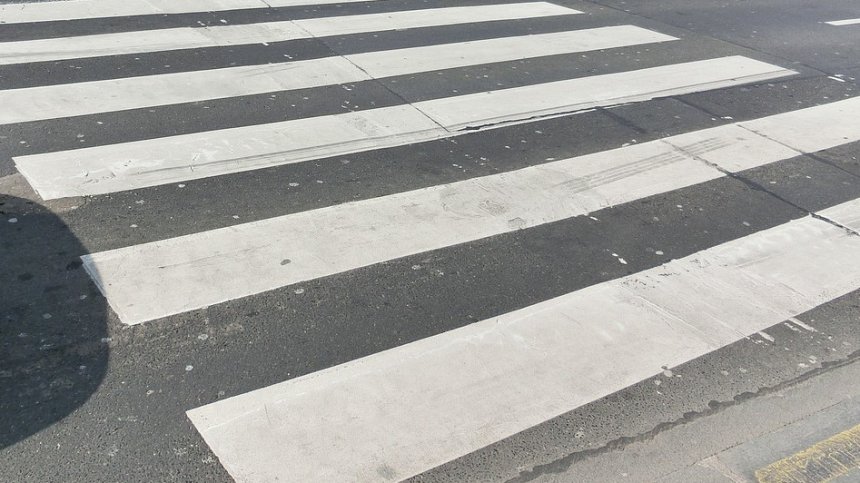 Блъснаха жена на пешеходна пътека в Разград