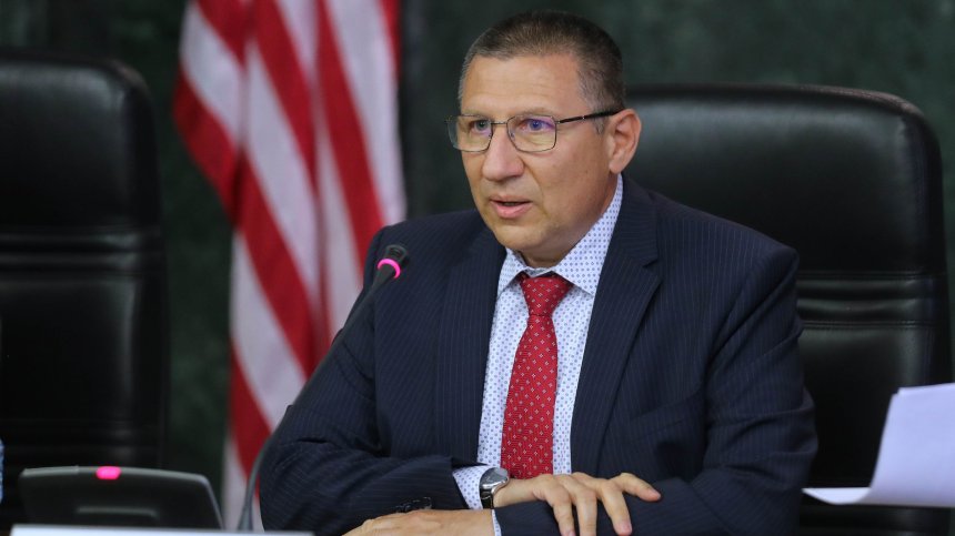 Критично ниски оценки за работата на Иван Гешев и Борислав Сарафов