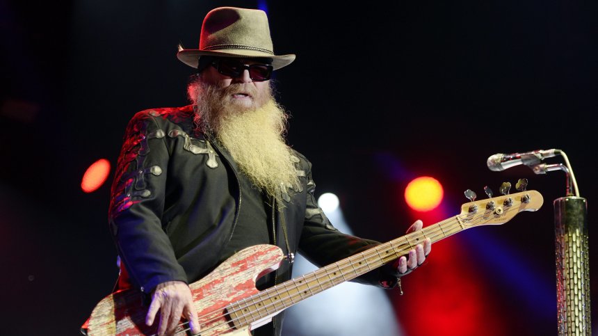 Почина легендарният басист на рок групата ZZ Top Дъсти Хил