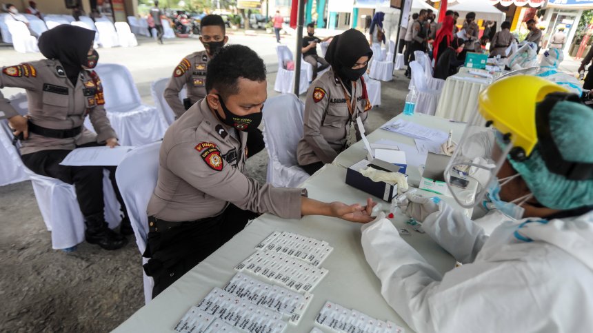 Първото лекарство срещу Ковид-19 е все по-близо до разрешение за употреба