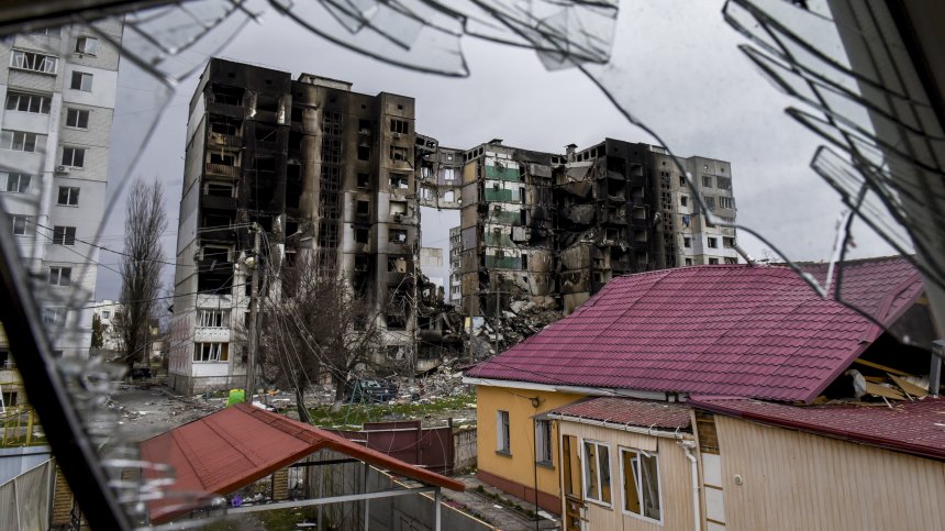 Телата на 26 украинци са открити под руините на две сгради в Бородянка