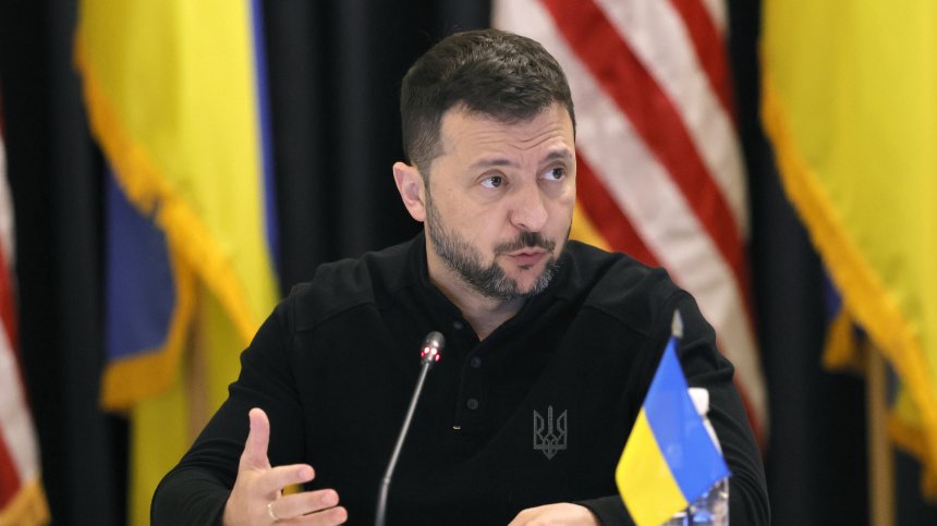 Володимир Зеленски в Германия: Позволете на Украйна да използва оръжия с голям обсег