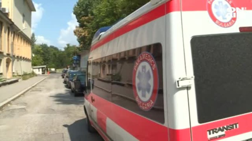 Пострадалото в УАСГ момче остава за активно наблюдение