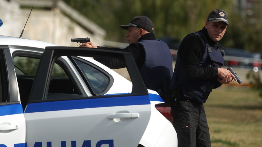 Задържаха 18-годишен, стрелял от кола по тийнейджъри на улица в Разград