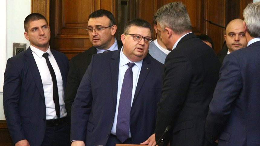 България праща на британските служби всичко, което има по случая "Гебрев"