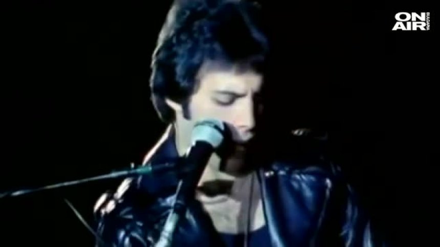 Определиха "Don't Stop Me Now" на Queen&nbsp;за №1 в класация за "щастливи песни"