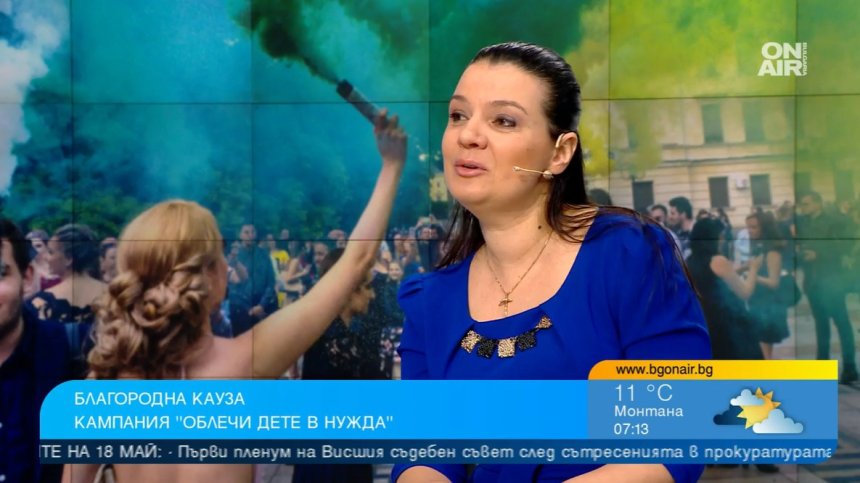 Добри хора даряват красиви тоалети за абитуриентския бал на стотици деца