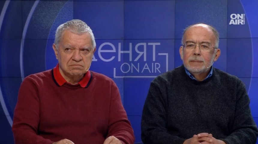 На хората им писна и от ярост наказаха досегашните с "тоягата" Радев, смятат анализатори