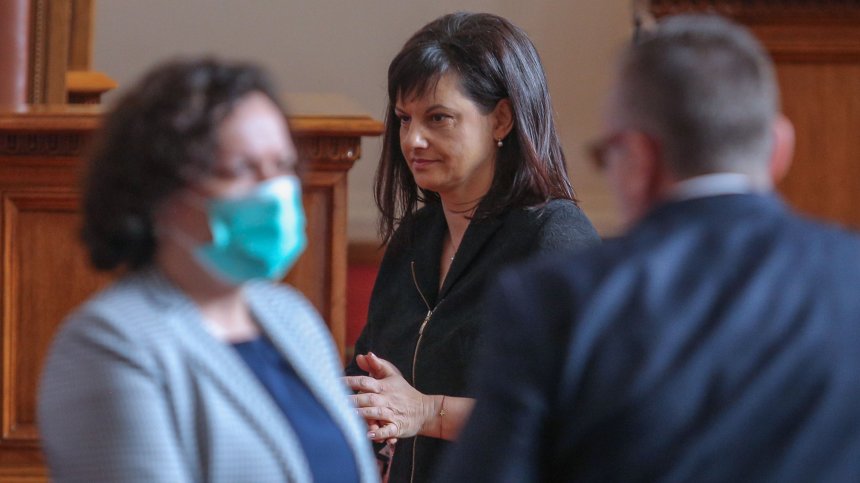 Даниела Дариткова и Даниела Малешкова от ГЕРБ са с коронавирус