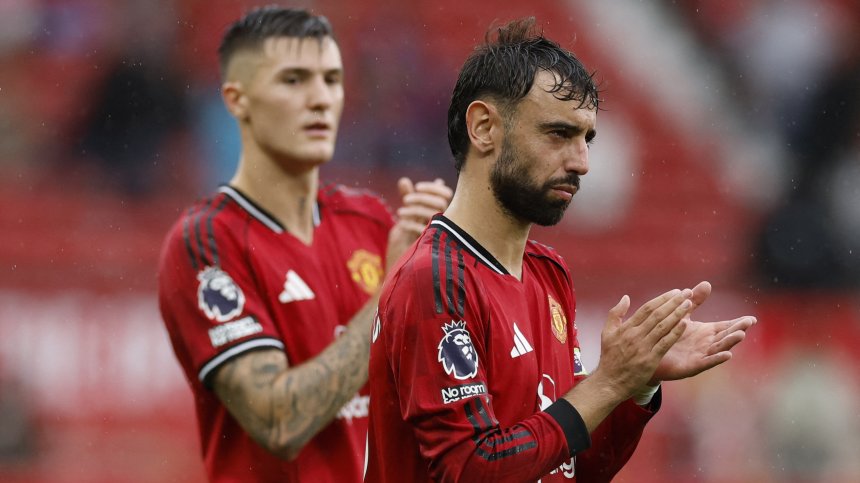 "Манчестър Юнайтед" спечели драматично с 3:2 срещу "Бърнли"