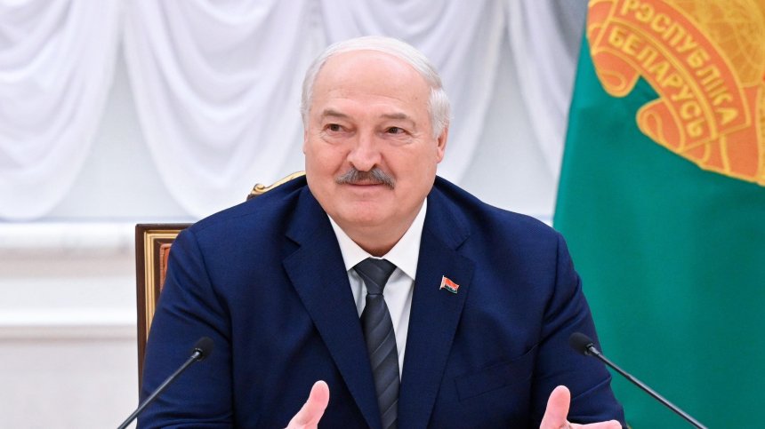 Лукашенко поздрави Петер Мадяр след изборната победа