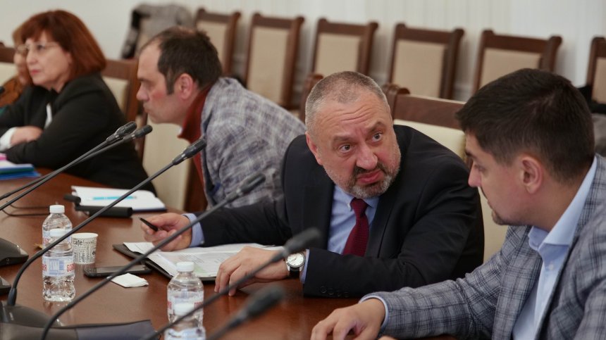 ГЕРБ-СДС и ДПС бойкотираха заседанието на комисията по случая "Нотариуса"