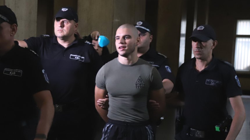 Пуснаха от ареста прокурорския син, вилнял многократно в Перник