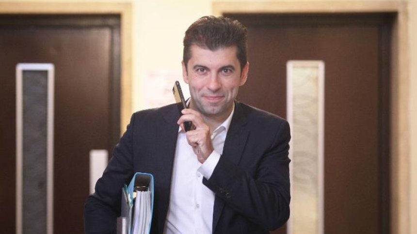 Кирил Петков: Станах министър, защото милея за България