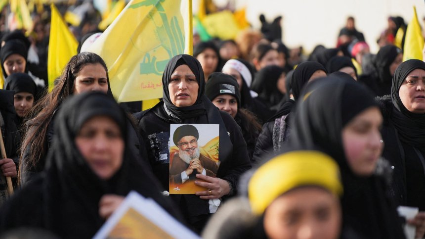 Над 50 000 души се стекоха на погребението на Хасан Насралла (+СНИМКИ)