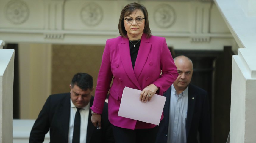 Нинова: Губим още една седмица с приетата програма на НС