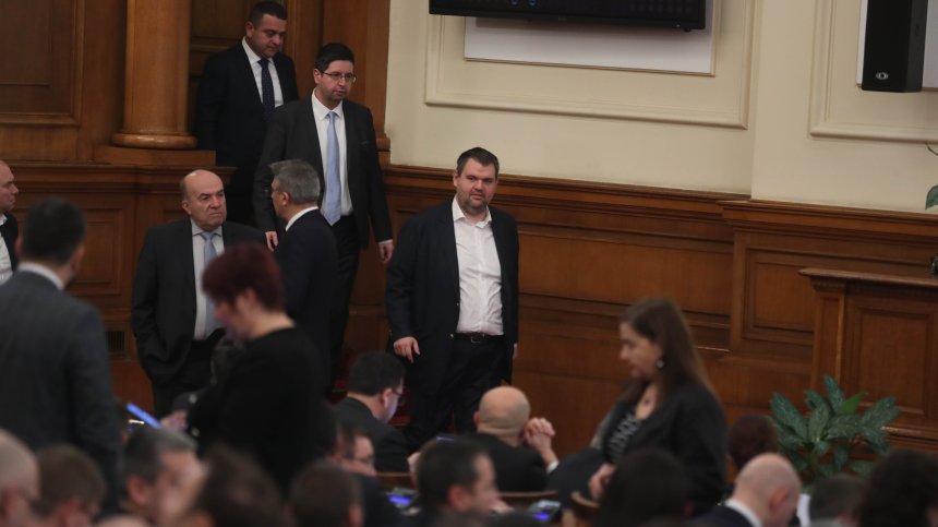 Депутатите се изпокараха за Закона за съдебната власт