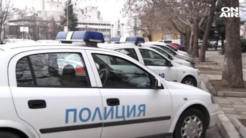 Ромът, който нападна полицай със сабя в Сливен, остава в ареста