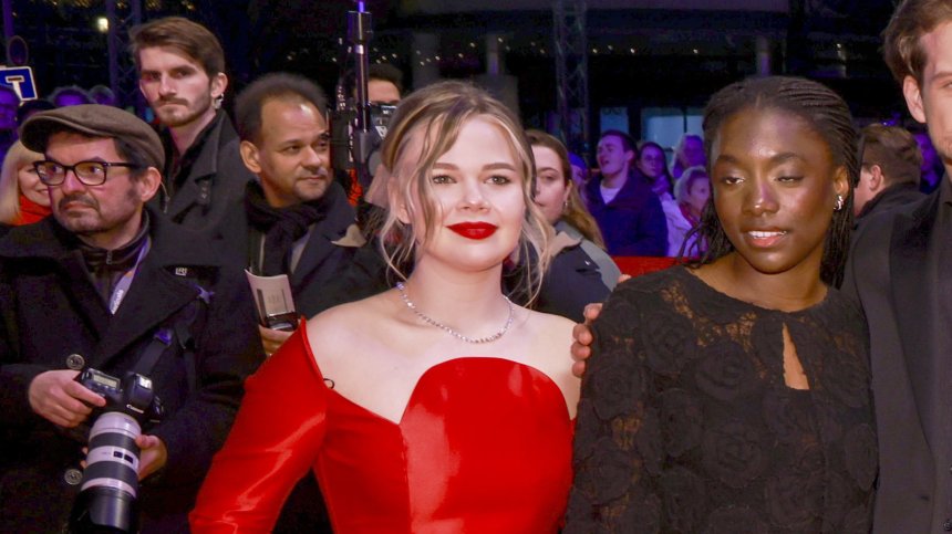 Гордост! Маргарита Стойкова спечели приза "Европейска изгряваща звезда" на "Берлинале"