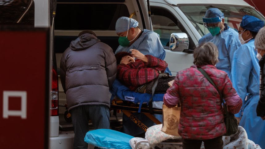 Трагедия в Китай, десетки са загиналите и ранените в катастрофа. Свидетели: Помете ги камион