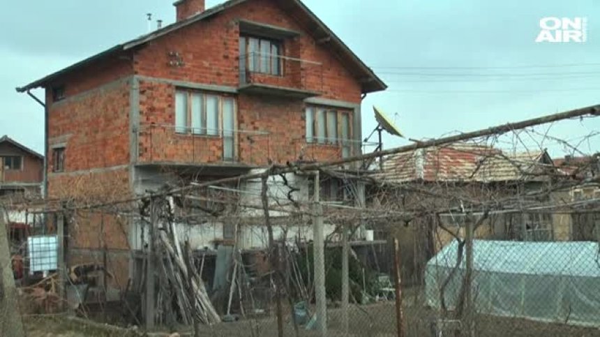 Двама младежи спасиха от пожар баба от кюстендилското с. Соволяно