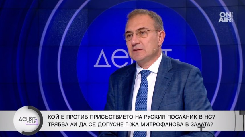 Гуцанов, БСП: Дилетантщина е Митрофанова да не присъства в НС, не трябва да изпращаме оръжия