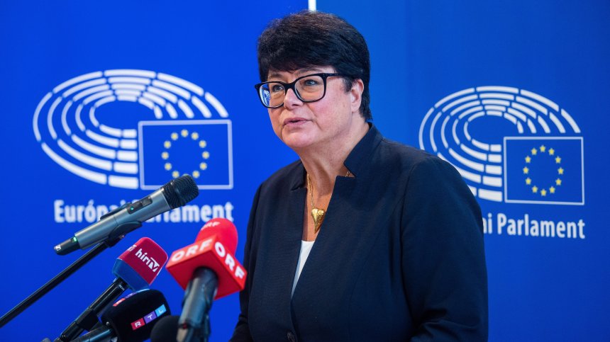 С огромно мнозинство ЕП прие Закон за свободата на медиите