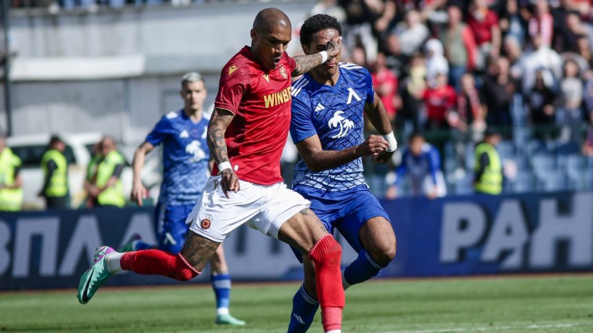 Червена доминация и 2:0! ЦСКА смачка "Левски" и пропусна да го разгроми