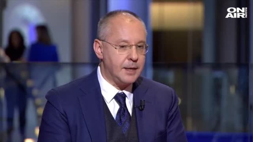 Станишев: В БСП започва поредната война &ndash; сега срещу хората на  Кирил Добрев