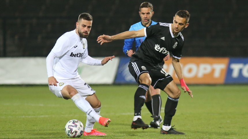 "Славия" уволнява треньора след загуба от "ЦСКА 1948?