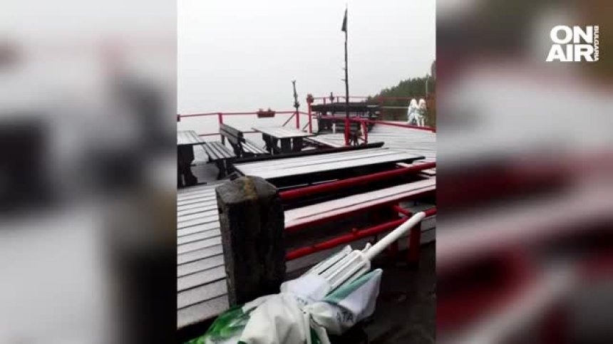 Първи сняг падна на Боровец
