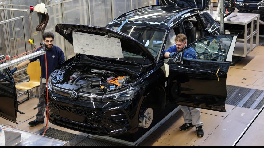 Германия обсъжда края на 8-часовия ден и по-гъвкава работна седмица