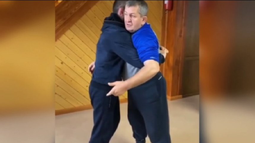 Бащата на Хабиб Нурмагомедов почина от Ковид-19