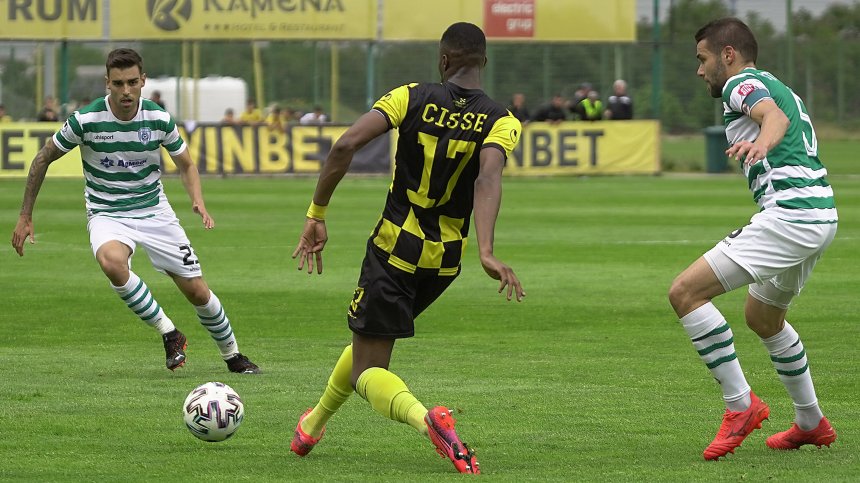 "Ботев" (Пловдив) и "Черно море" не успяха да се победят в Коматево