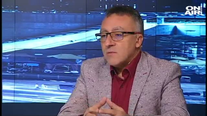 Промените през новата учебна година целят да ограмотят децата, смята Диян Стаматов 