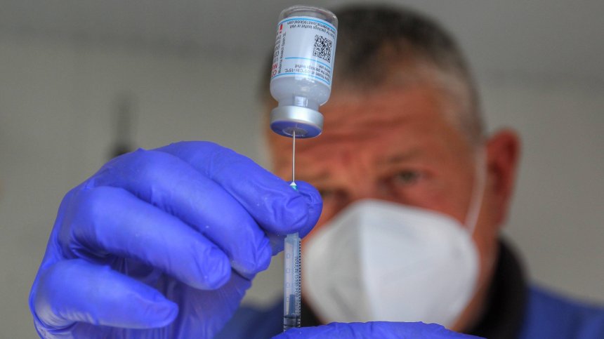 Ковид-19 за 24 часа: 513 са новозаразените, 8 души са починали (ОБНОВЕНА)