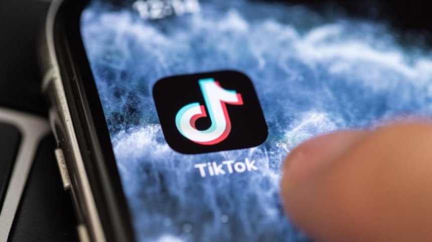 TikTok въвежда "тинейджърски режим" в Китай - до 40 мин. развлечения в приложението