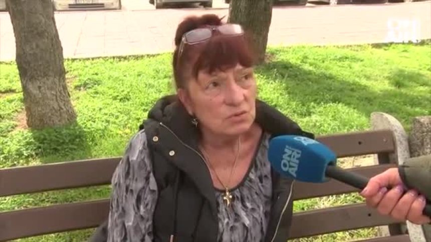 Мръсни, но евтини: Пенсионерите избраха влаковете и на този Великден
