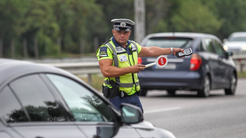 Полицейска акция на пътя: 28 шофьори, хванати пияни, 10 - под влияние на наркотици