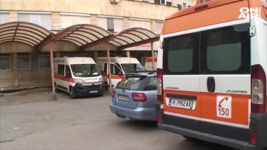 Третата вълна настъпва, натискът върху болниците се засилва (обновена)