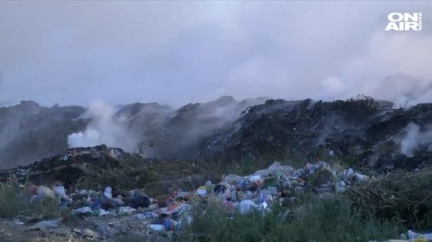 Овладяха възобновилия се пожар на старото сметище на Свищов