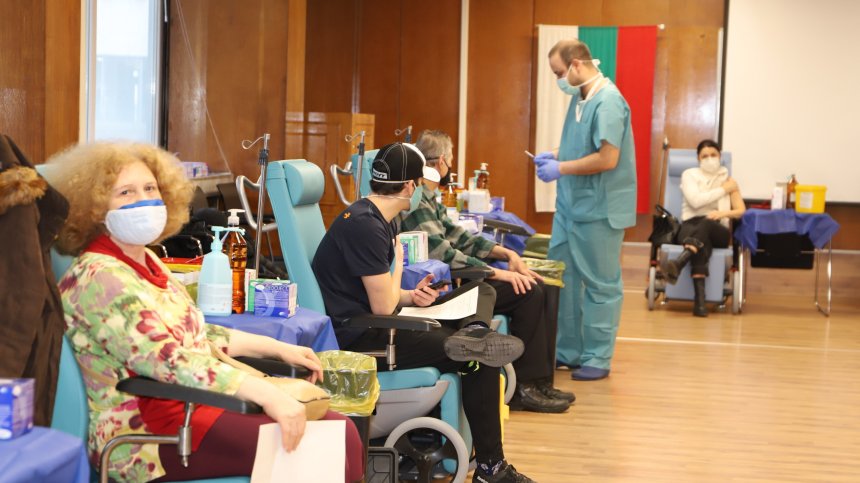 Мутафчийски:  Виждаме мотивация за ваксина в целия спектър от възрасти