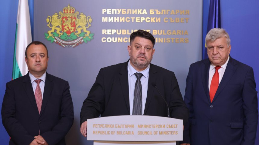 Атанас Зафиров: 3,7 млрд. лв. са необходими за остарялата водопреносна мрежа