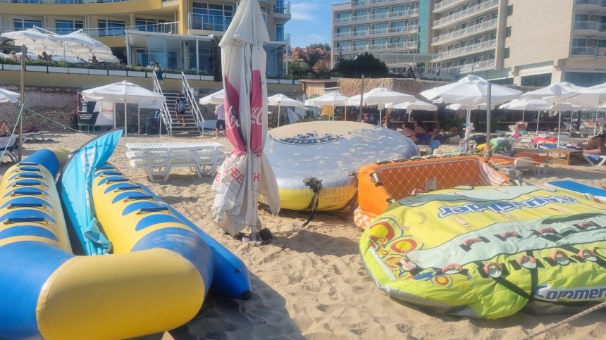 Фаталният полет с парашут в Несебър: Водолази търсят скъсания колан